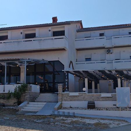 פרמנטורה Villa Finera מראה חיצוני תמונה